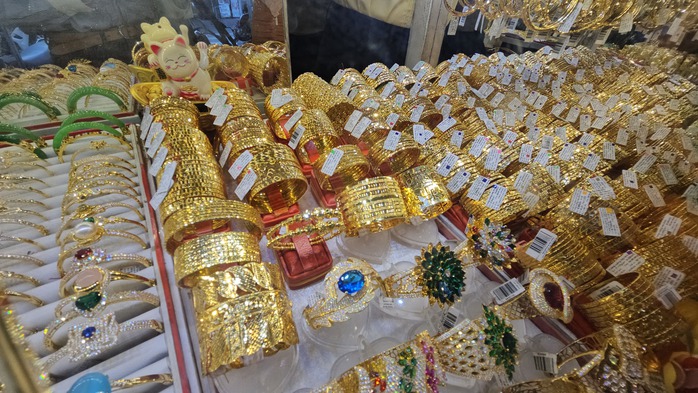 Giá vàng miếng SJC, vàng nhẫn tăng trở lại- Ảnh 1. Giá vàng miếng SJC, vàng nhẫn tăng trở lại- Ảnh 1.