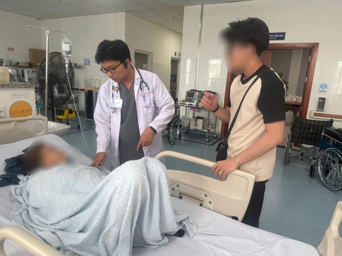 Gần 300 ca ngộ độc nghi do ăn bánh mì: Bộ Y tế tiếp tục có công văn- Ảnh 1. Gần 300 ca ngộ độc nghi do ăn bánh mì: Bộ Y tế tiếp tục có công văn- Ảnh 1.