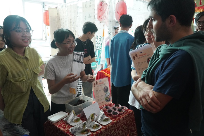 Đông phương học là cầu nối liên kết nhiều quốc gia- Ảnh 6. Đông phương học là cầu nối liên kết nhiều quốc gia- Ảnh 6.
