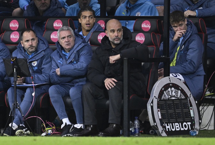 Pep Guardiola thừa nhận Man City xứng đáng thua Bournemouth- Ảnh 5. Pep Guardiola thừa nhận Man City xứng đáng thua Bournemouth- Ảnh 5.