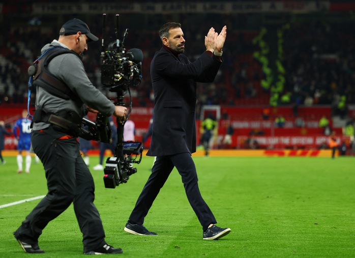 Ruben Amorim đến Old Trafford, Man United chính thức chia tay Van Nistelrooy- Ảnh 4. Ruben Amorim đến Old Trafford, Man United chính thức chia tay Van Nistelrooy- Ảnh 4.