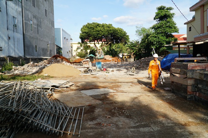 Rà soát hồ sơ vụ đập trụ sở TAND huyện- Ảnh 2. Rà soát hồ sơ vụ đập trụ sở TAND huyện- Ảnh 2.