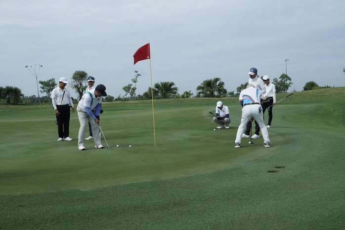 Giải Golf hữu nghị Long An - Hàn Quốc thu hút 140 golfer tham gia- Ảnh 3. Giải Golf hữu nghị Long An - Hàn Quốc thu hút 140 golfer tham gia- Ảnh 3.