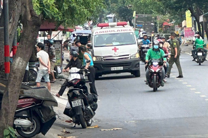 Một học sinh tử vong dưới hồ nước ở Khu Công nghệ cao TP HCM- Ảnh 2. Một học sinh tử vong dưới hồ nước ở Khu Công nghệ cao TP HCM- Ảnh 2.