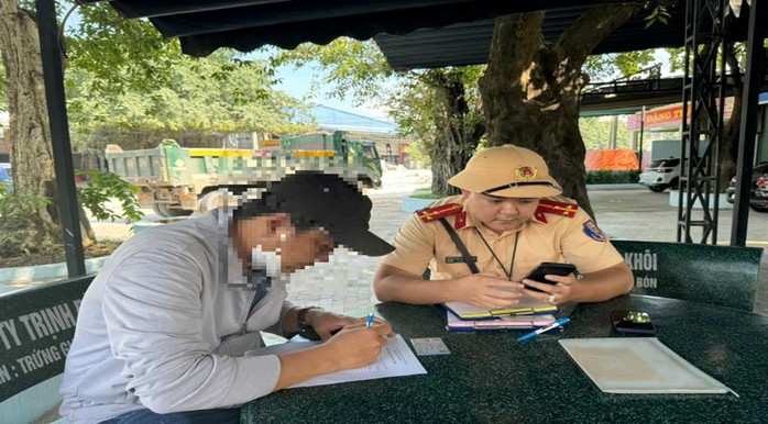 Đồng Nai: Nhiều tài xế trả giá đắt cho hành vi “liều lĩnh”- Ảnh 2. Đồng Nai: Nhiều tài xế trả giá đắt cho hành vi “liều lĩnh”- Ảnh 2.