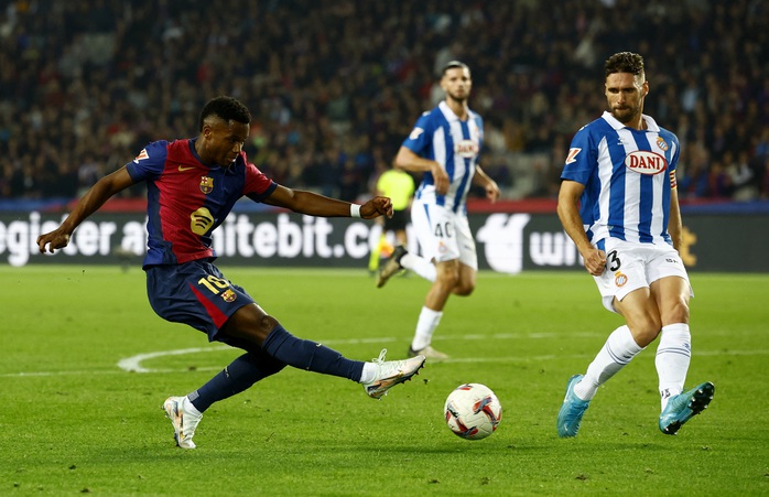 Barcelona thắng đẹp Espanyol, lập kỷ lục ghi bàn châu Âu- Ảnh 6. Barcelona thắng đẹp Espanyol, lập kỷ lục ghi bàn châu Âu- Ảnh 6.