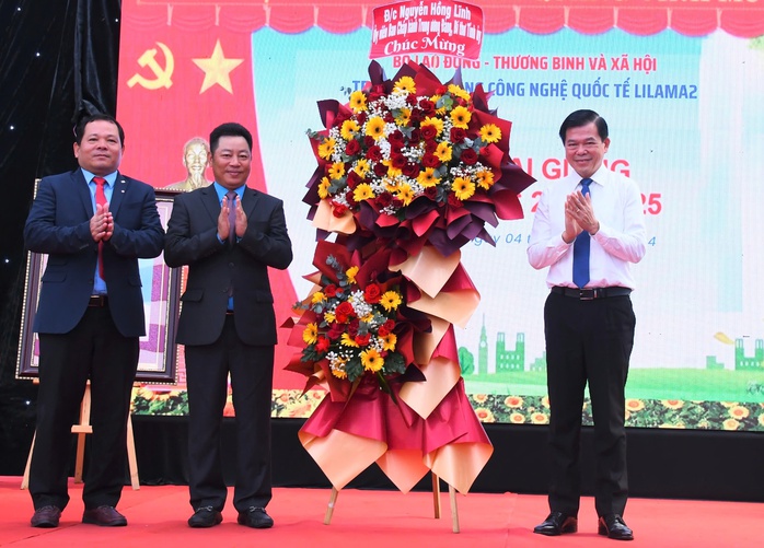 Trưởng Ban Tuyên giáo Trung ương: Trường Lilama 2 tập trung đào tạo nhân lực cho sân bay Long Thành- Ảnh 7. Trưởng Ban Tuyên giáo Trung ương: Trường Lilama 2 tập trung đào tạo nhân lực cho sân bay Long Thành- Ảnh 7.
