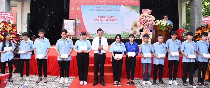 Trưởng Ban Tuyên giáo Trung ương: Trường Lilama 2 tập trung đào tạo nhân lực cho sân bay Long Thành- Ảnh 8. Trưởng Ban Tuyên giáo Trung ương: Trường Lilama 2 tập trung đào tạo nhân lực cho sân bay Long Thành- Ảnh 8.