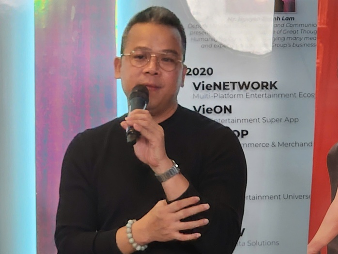 Thanh Thúy: "Nhìn mặt anh Hùng không giận được!"- Ảnh 4. Thanh Thúy: "Nhìn mặt anh Hùng không giận được!"- Ảnh 4.