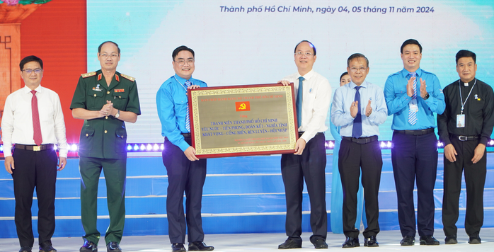 Lãnh đạo TP HCM "đặt hàng" 3 đầu việc cho thanh niên- Ảnh 2. Lãnh đạo TP HCM "đặt hàng" 3 đầu việc cho thanh niên- Ảnh 2.