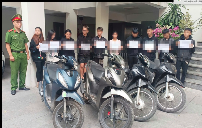 Khởi tố vụ cô gái bị đoàn xe máy tông tử vong- Ảnh 1. Khởi tố vụ cô gái bị đoàn xe máy tông tử vong- Ảnh 1.