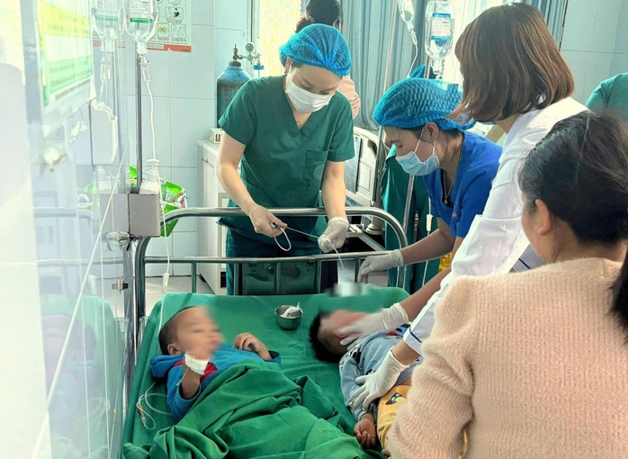 20 trẻ mầm non nghi ngộ độc thuốc diệt chuột- Ảnh 1. 20 trẻ mầm non nghi ngộ độc thuốc diệt chuột- Ảnh 1.