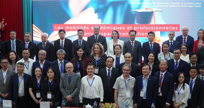 Đẩy mạnh ứng dụng AI trong quản trị đại học- Ảnh 1. Đẩy mạnh ứng dụng AI trong quản trị đại học- Ảnh 1.
