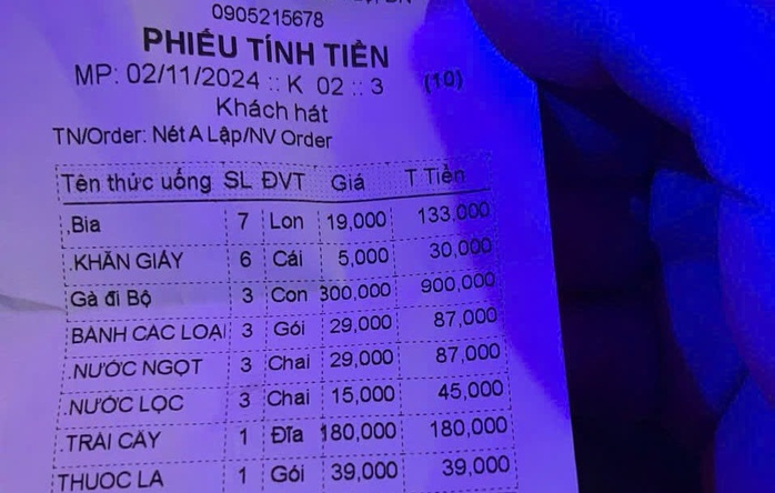 Phát hiện "mặt hàng lạ" trong phiếu tính tiền ở 1 quán karaoke tại Đà Nẵng- Ảnh 2. Phát hiện "mặt hàng lạ" trong phiếu tính tiền ở 1 quán karaoke tại Đà Nẵng- Ảnh 2.
