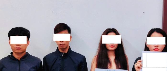 Phát hiện "mặt hàng lạ" trong phiếu tính tiền ở 1 quán karaoke tại Đà Nẵng- Ảnh 1. Phát hiện "mặt hàng lạ" trong phiếu tính tiền ở 1 quán karaoke tại Đà Nẵng- Ảnh 1.