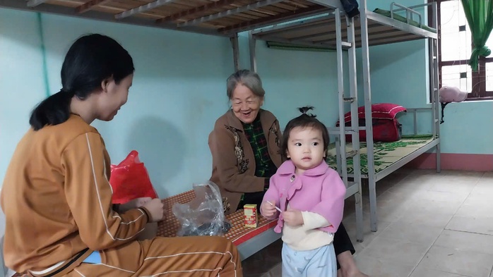 Di dời khẩn cấp 38 hộ dân khỏi khu vực đồi Cây Sường ở Quảng Bình- Ảnh 1. Di dời khẩn cấp 38 hộ dân khỏi khu vực đồi Cây Sường ở Quảng Bình- Ảnh 1.
