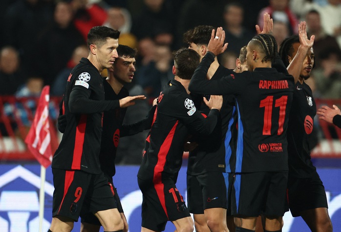 Barcelona mở "đại tiệc", Arsenal thua trận đầu ở Champions League- Ảnh 7. Barcelona mở "đại tiệc", Arsenal thua trận đầu ở Champions League- Ảnh 7.
