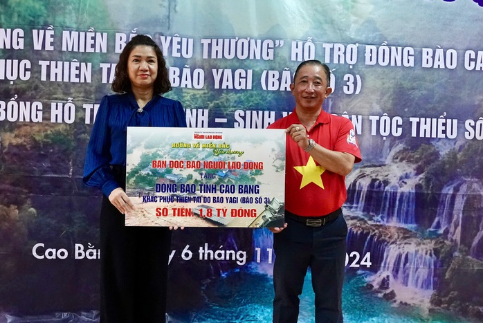 Trao 1,8 tỉ đồng khắc phục hậu quả bão Yagi tại Cao Bằng- Ảnh 1. Trao 1,8 tỉ đồng khắc phục hậu quả bão Yagi tại Cao Bằng- Ảnh 1.