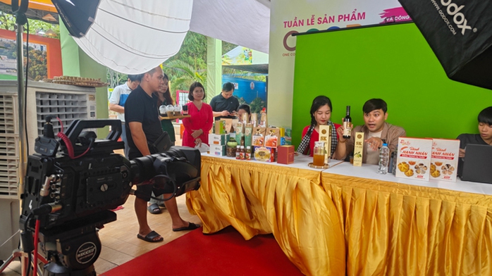 Sản phẩm OCOP được livestream tại sự kiện Sản phẩm OCOP được livestream tại sự kiện