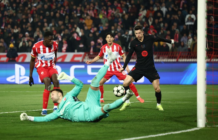 Barcelona mở "đại tiệc", Arsenal thua trận đầu ở Champions League- Ảnh 4. Barcelona mở "đại tiệc", Arsenal thua trận đầu ở Champions League- Ảnh 4.