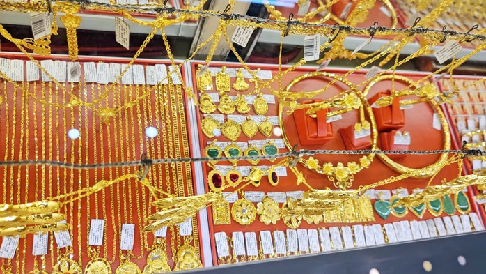 Chuyên gia dự báo mới nhất về giá vàng miếng SJC, vàng nhẫn dịp cận Tết- Ảnh 2. Chuyên gia dự báo mới nhất về giá vàng miếng SJC, vàng nhẫn dịp cận Tết- Ảnh 2.