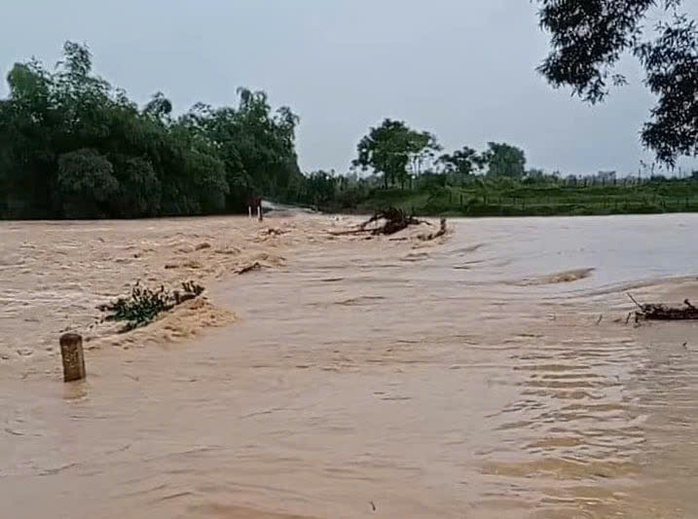 Hà Tĩnh: Gần 5.000 học sinh phải nghỉ học do mưa lũ- Ảnh 3.