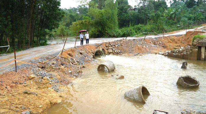 Hà Tĩnh: Gần 5.000 học sinh phải nghỉ học do mưa lũ- Ảnh 1.