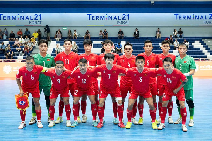 Tuyển Futsal Việt Nam trẻ hóa mạnh mẽ với nhiều cầu thủ sinh sau năm 2000. Ảnh: VFF Tuyển Futsal Việt Nam trẻ hóa mạnh mẽ với nhiều cầu thủ sinh sau năm 2000. Ảnh: VFF