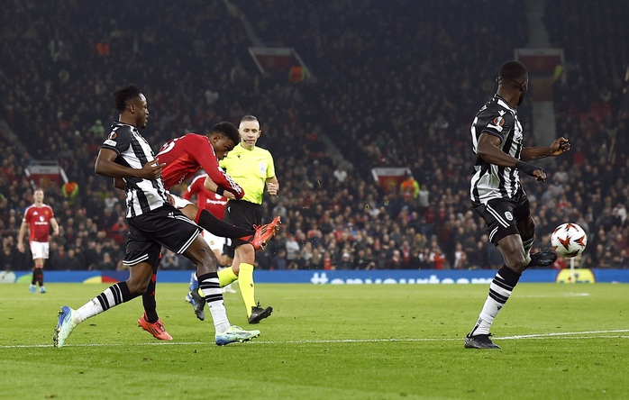 Diallo lập đại công, Man United thắng trận đầu ở Europa League- Ảnh 5. Diallo lập đại công, Man United thắng trận đầu ở Europa League- Ảnh 5.