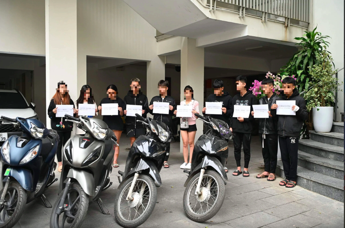 Bộ trưởng Bộ Công an chỉ đạo xử lý dứt điểm tình trạng đua xe ở Hà Nội- Ảnh 1. Bộ trưởng Bộ Công an chỉ đạo xử lý dứt điểm tình trạng đua xe ở Hà Nội- Ảnh 1.