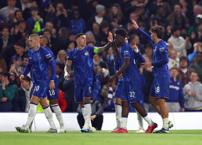 Chelsea dội mưa bàn thắng, xô đổ hàng loạt kỷ lục Conference League- Ảnh 3. Chelsea dội mưa bàn thắng, xô đổ hàng loạt kỷ lục Conference League- Ảnh 3.