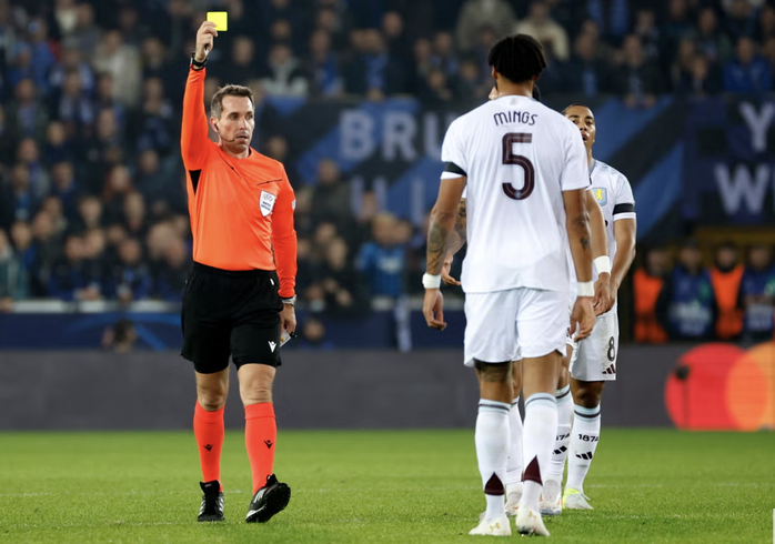 Sai sót ngớ ngẩn của hậu vệ Tyron Mings khiến Aston Villa thua sốc ở Champions League- Ảnh 4. Sai sót ngớ ngẩn của hậu vệ Tyron Mings khiến Aston Villa thua sốc ở Champions League- Ảnh 4.