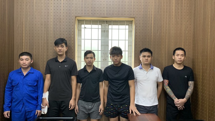 Bắt giữ 8 kẻ trong vụ nổ súng hỗn chiến gây bức xúc dư luận Biên Hòa- Ảnh 1. Bắt giữ 8 kẻ trong vụ nổ súng hỗn chiến gây bức xúc dư luận Biên Hòa- Ảnh 1.
