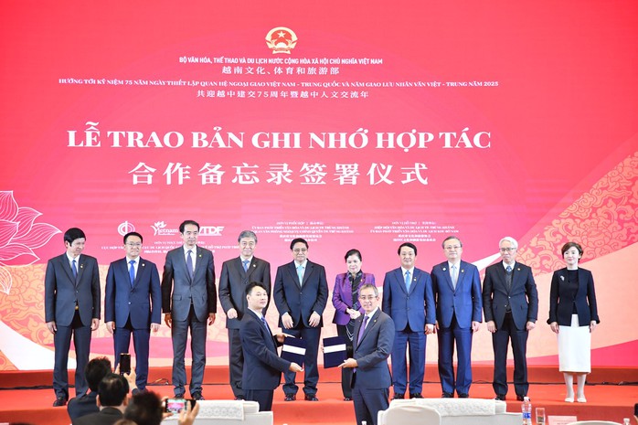 Thủ tướng Phạm Minh Chính chứng kiến lễ ký kết 7 biên bản ghi nhớ hợp tác của doanh nghiệp hai nước trên nhiều lĩnh vực Ảnh: NHẬT BẮC Thủ tướng Phạm Minh Chính chứng kiến lễ ký kết 7 biên bản ghi nhớ hợp tác của doanh nghiệp hai nước trên nhiều lĩnh vực Ảnh: NHẬT BẮC