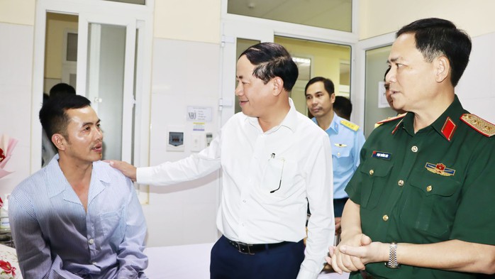 Vụ máy bay quân sự rơi: Đại tướng Phan Văn Giang gửi thư khen Bình Định- Ảnh 1. Vụ máy bay quân sự rơi: Đại tướng Phan Văn Giang gửi thư khen Bình Định- Ảnh 1.