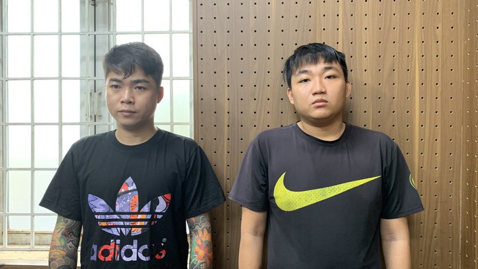 Bắt giữ 8 kẻ trong vụ nổ súng hỗn chiến gây bức xúc dư luận Biên Hòa- Ảnh 5. Bắt giữ 8 kẻ trong vụ nổ súng hỗn chiến gây bức xúc dư luận Biên Hòa- Ảnh 5.