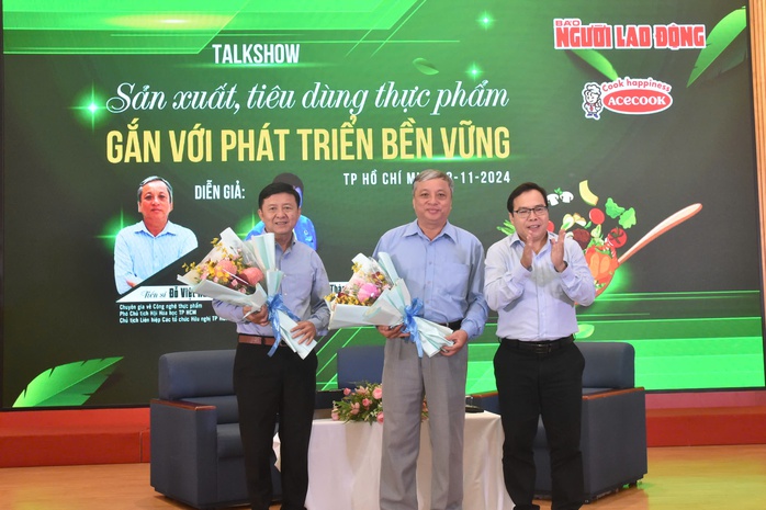 Công nhân chưa tiếp cận được thực phẩm xanh- Ảnh 4. Công nhân chưa tiếp cận được thực phẩm xanh- Ảnh 4.