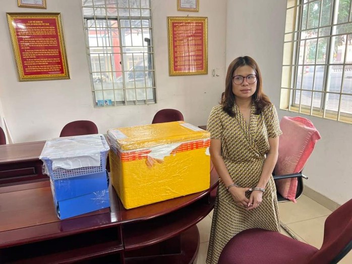 Một nguyên công chứng viên Phòng Công chứng số 03 tỉnh Đồng Nai bị bắt - Ảnh 2. Một nguyên công chứng viên Phòng Công chứng số 03 tỉnh Đồng Nai bị bắt - Ảnh 2.