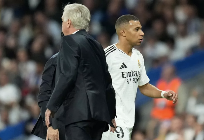 Nhà báo Pháp: Hục hặc với HLV Deschamps, Mbappe muốn chia tay tuyển Pháp- Ảnh 5. Nhà báo Pháp: Hục hặc với HLV Deschamps, Mbappe muốn chia tay tuyển Pháp- Ảnh 5.