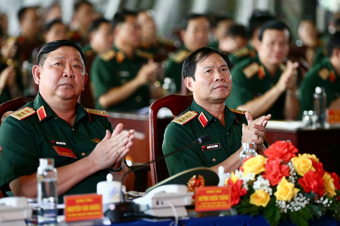 Bộ Quốc phòng khai mạc diễn tập tác chiến phòng thủ Quân khu 7- Ảnh 2. Bộ Quốc phòng khai mạc diễn tập tác chiến phòng thủ Quân khu 7- Ảnh 2.
