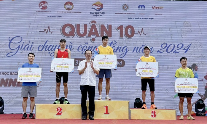 Giải chạy vì cộng đồng và an sinh xã hội- Ảnh 1. Giải chạy vì cộng đồng và an sinh xã hội- Ảnh 1.