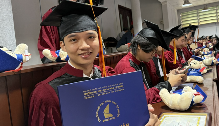 Hai trường đại học mở “cánh cổng”, đưa hàng ngàn tân cử nhân vào thế giới việc làm- Ảnh 2. Hai trường đại học mở “cánh cổng”, đưa hàng ngàn tân cử nhân vào thế giới việc làm- Ảnh 2.