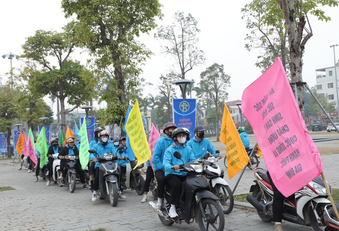 Việt Nam đối mặt với mức sinh thấp, thừa nam thiếu nữ- Ảnh 2. Việt Nam đối mặt với mức sinh thấp, thừa nam thiếu nữ- Ảnh 2.