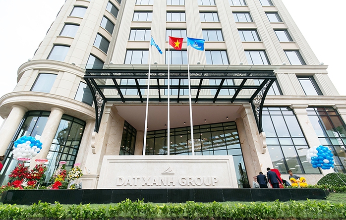 Không công bố nhiều thông tin liên quan ông Lương Trí Thìn, Đất Xanh bị phạt nặng- Ảnh 1. Không công bố nhiều thông tin liên quan ông Lương Trí Thìn, Đất Xanh bị phạt nặng- Ảnh 1.