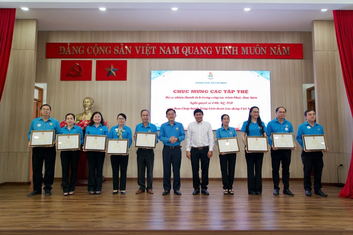 Tăng cường giám sát việc thực hiện chính sách pháp luật- Ảnh 3. Tăng cường giám sát việc thực hiện chính sách pháp luật- Ảnh 3.