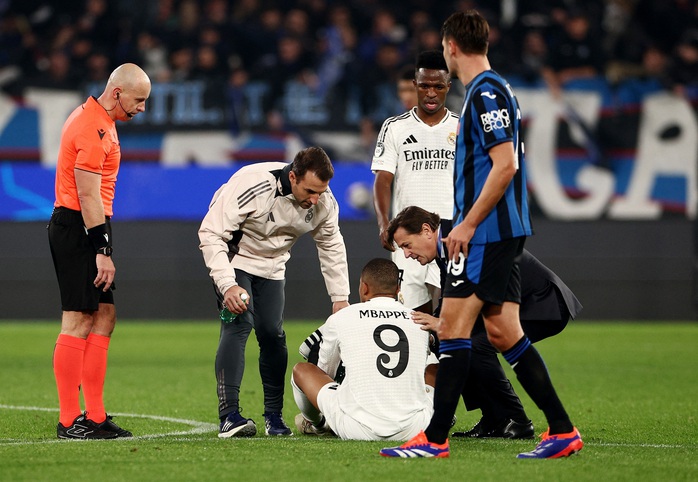 Real Madrid thắng nghẹt thở, Bayern Munich ngược dòng hạ Shakhtar Donetsk- Ảnh 3. Real Madrid thắng nghẹt thở, Bayern Munich ngược dòng hạ Shakhtar Donetsk- Ảnh 3.