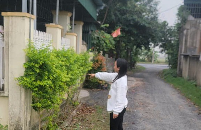 Tá hỏa khi thấy đất nhà mình bị người khác xây nhà- Ảnh 1. Tá hỏa khi thấy đất nhà mình bị người khác xây nhà- Ảnh 1.
