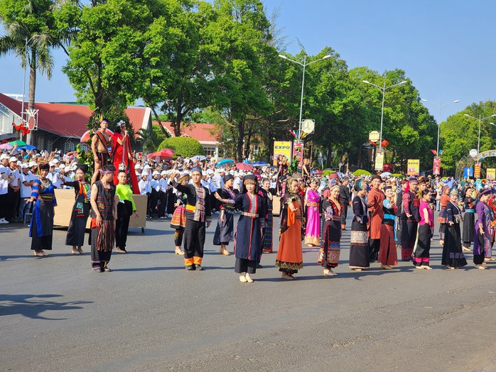 Để Buôn Ma Thuột xứng tầm: Phát huy cơ chế, chính sách đặc thù- Ảnh 4. Để Buôn Ma Thuột xứng tầm: Phát huy cơ chế, chính sách đặc thù- Ảnh 4.