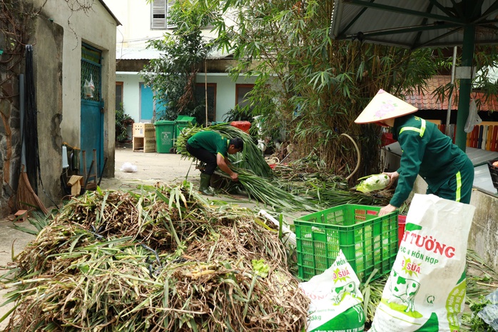 Bữa ăn của đàn thú ra sao trong lúc Thảo Cầm Viên Sài Gòn nợ 800 tỉ đồng?- Ảnh 2. Bữa ăn của đàn thú ra sao trong lúc Thảo Cầm Viên Sài Gòn nợ 800 tỉ đồng?- Ảnh 2.