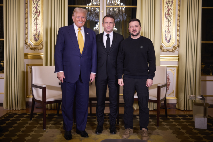 Điểm nóng xung đột ngày 12-12: Hé lộ cuộc gặp kín giữa tổng thống Ukraine và ông Trump- Ảnh 1. Điểm nóng xung đột ngày 12-12: Hé lộ cuộc gặp kín giữa tổng thống Ukraine và ông Trump- Ảnh 1.